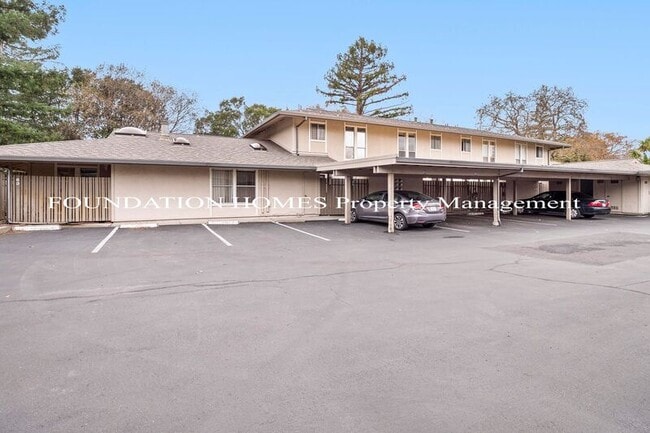 Photo - 67 Roundtree Blvd