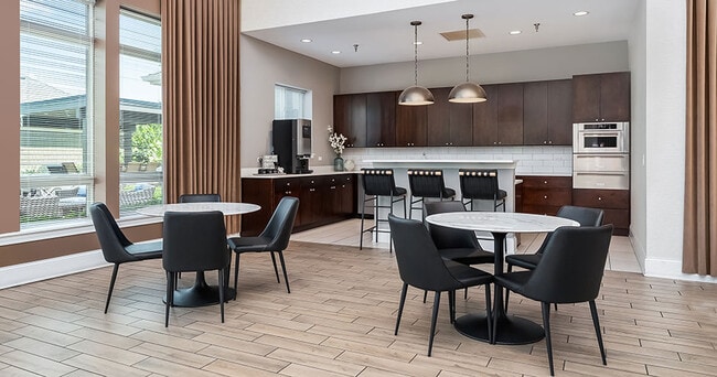 The Residences of Orland Park Crossing
