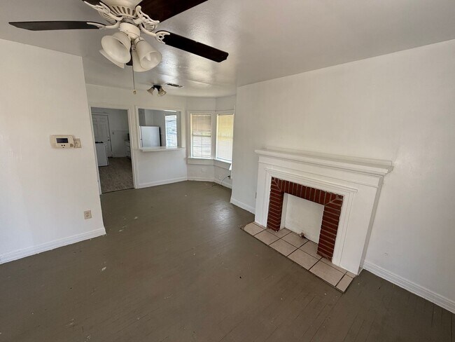 Photo - 2 Bed 1 Bath Home