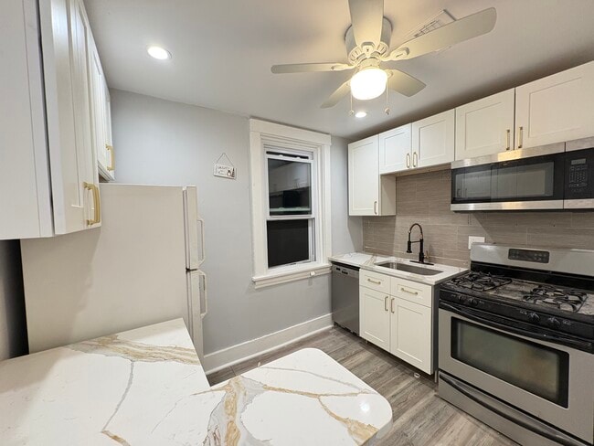 Photo - 5836 Phillips Ave Unit Apartment 1