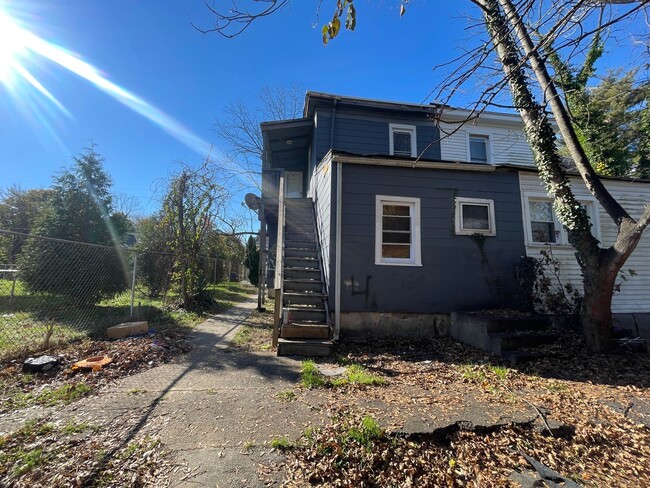 Photo - 31 Ellis St Unit 2nd Floor