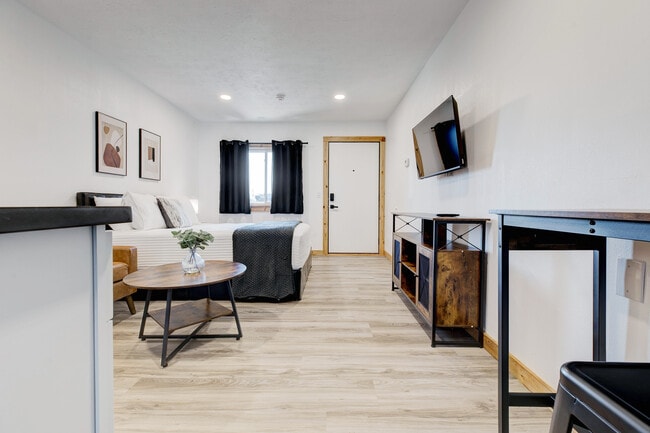 Sunrise Suites