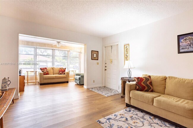 Photo - 4675 NW 3rd Ct