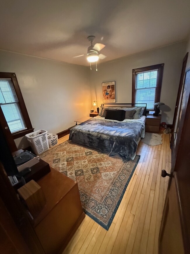 Photo - 718 E Townsend St