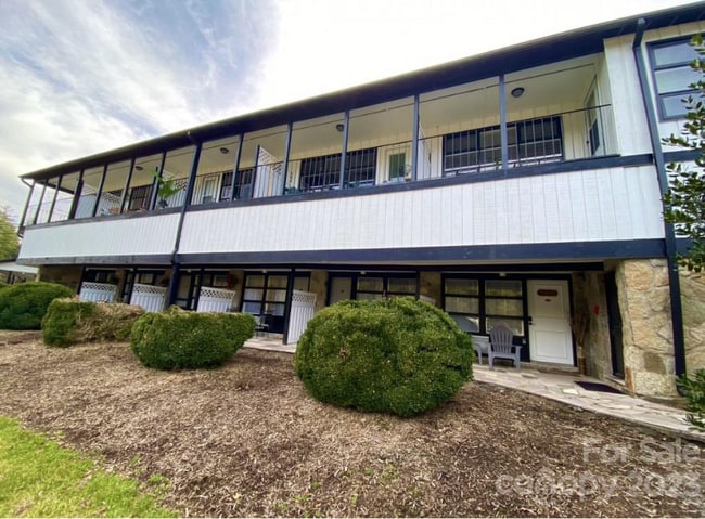 Photo - 1150 W Blue Ridge Rd Unit 203