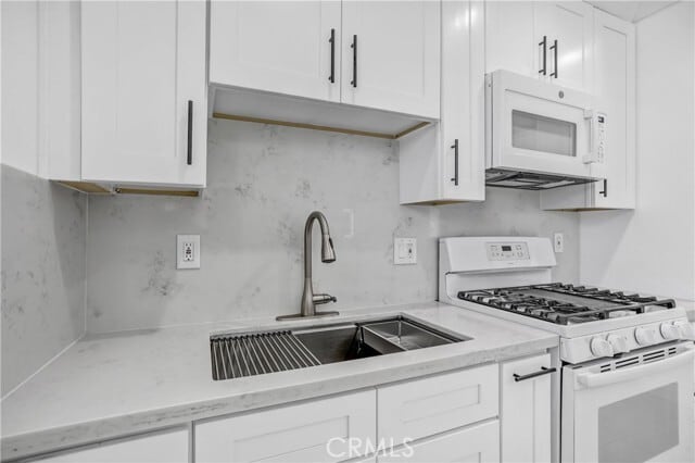 Photo - 857 S Idyllwild Ave