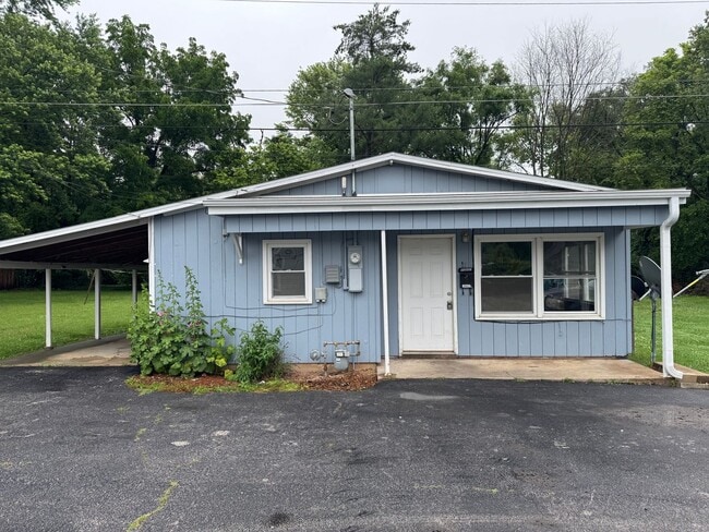 2 bedroom | 1 bathroom home PLUS detached ... - 2 bedroom | 1 bathroom home PLUS detached ...