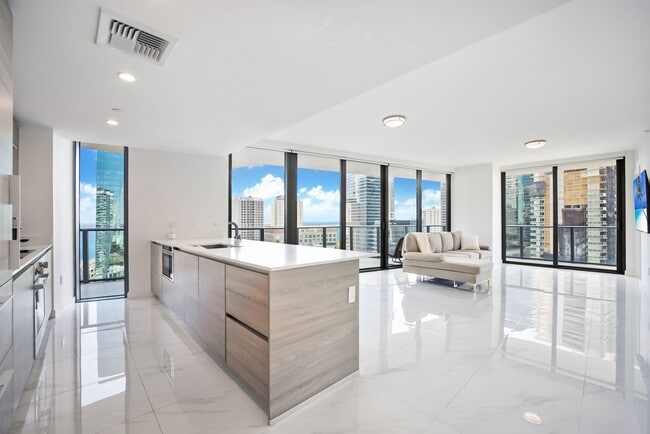 Photo - 1300 S Miami Ave Condo Unit # 1705