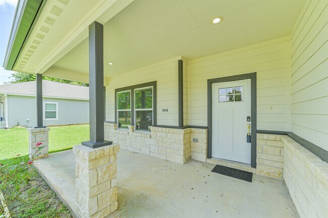 Photo - 1016 Rachel B Scott St