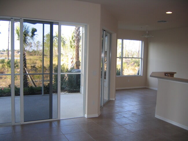 Building Photo - 12854 Carrington Cir Unit 102