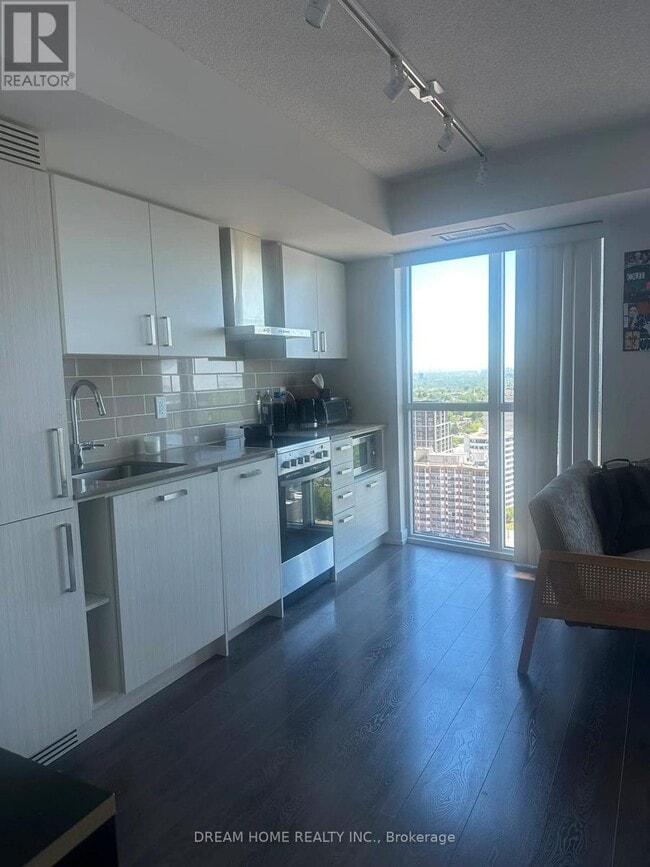 Photo - 125 Redpath Ave Unit 2411