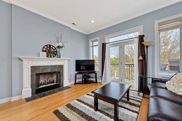 Photo - 5691 W Higgins Ave Unidad 3W