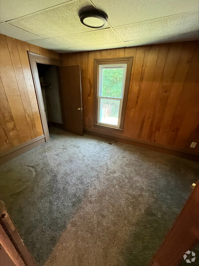 Building Photo - 43 S Walnut St Unit 2 Rental