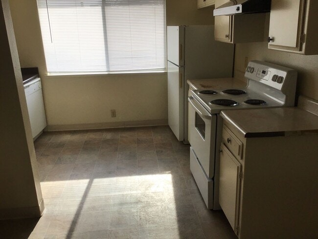 Photo - 1590 Alfred Way Unit 4