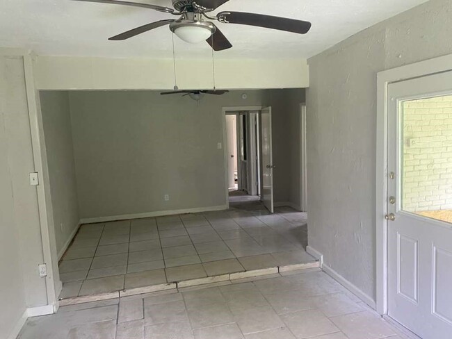 Photo - 15626 Corsair Rd