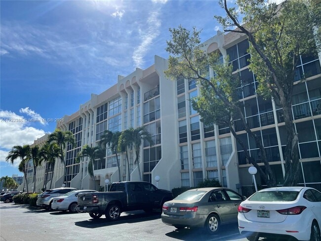 Photo - 601 Three Islands Boulevard Unidad 314
