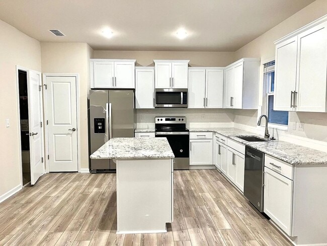 Photo - 1728 Arapahoe Ridge Dr