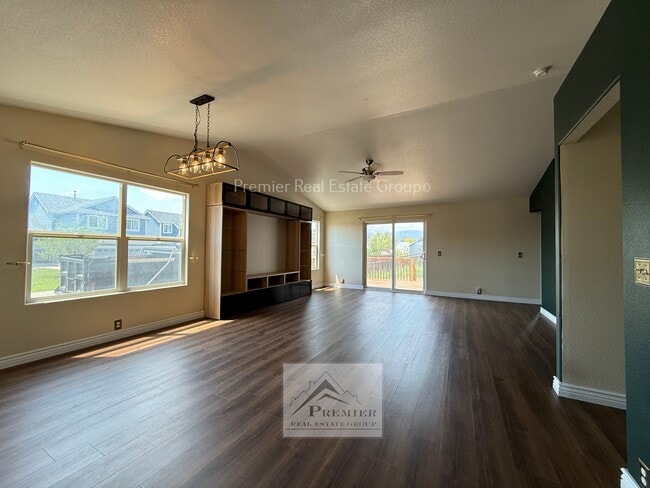 Photo - 7972 Brocket Ln