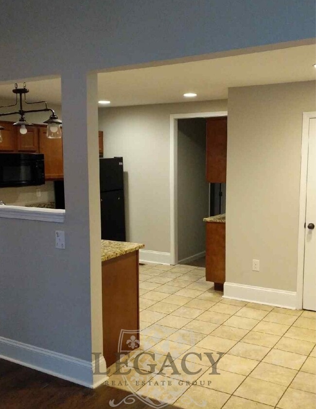 Photo - 1707 Evelyn Ave