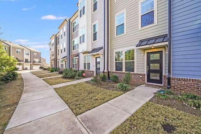 Photo - 2BR Townhome w/ 2 En-Suite Baths + Garage in 28208