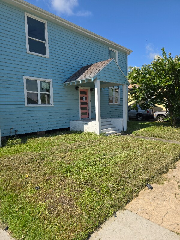 Photo - 4305 Ave S Unit B