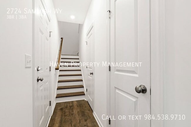 Photo - 2724 Sammish Way