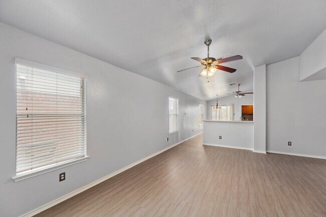 Photo - 12816 Dwight Eisenhower St