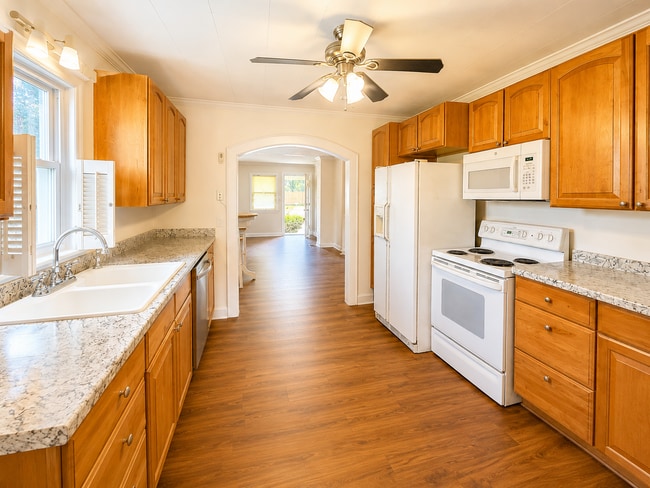 Photo - 110 Reid Acres Ln