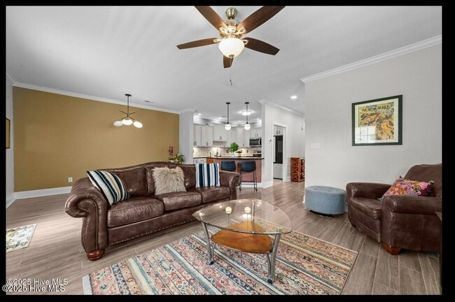 Photo - 1625 Brook Hollow Dr