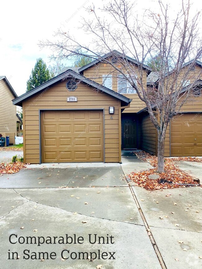 Building Photo - 2769 NE Mesa Ct Unit 3 Rental