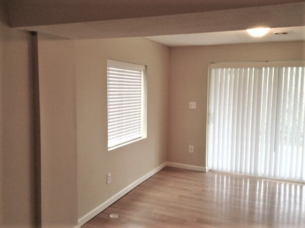 Photo - 1240 Cynthiana Ct