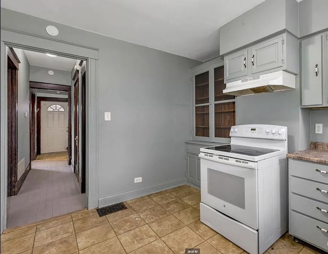 Photo - Spacious 5-Bed Gem with 2 Kitchens in Prime Cincinnati Location – Freshly Updated!