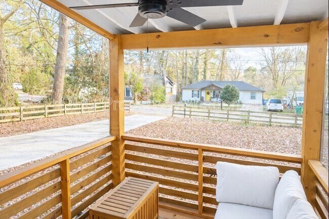 Photo - 2526 Brentwood Rd