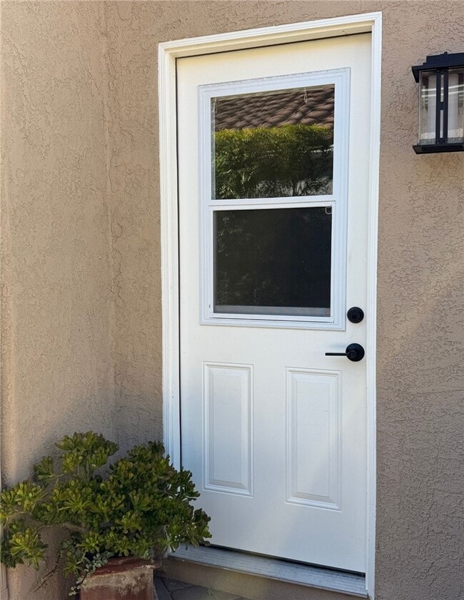 Building Photo - 25520 Aragon Way