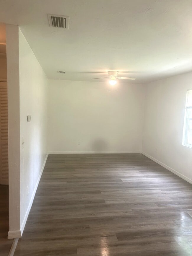 3304 Phyllis St Unit 2