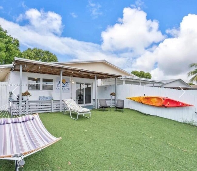 Photo - 2421 SW 58th Manor