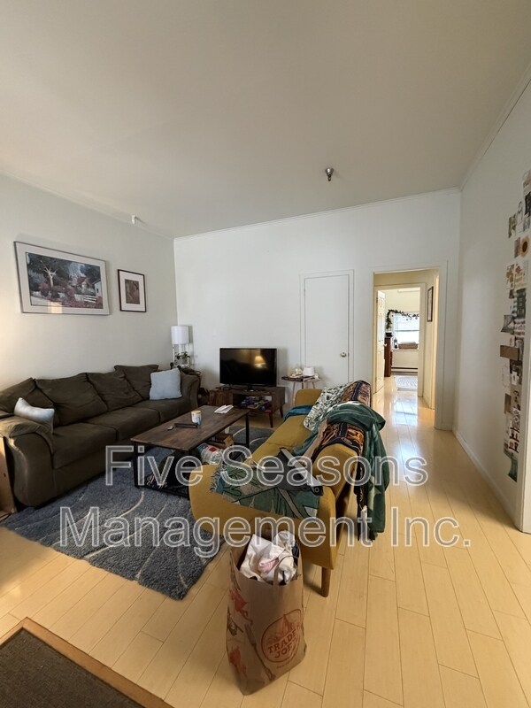 Photo - 194 North St