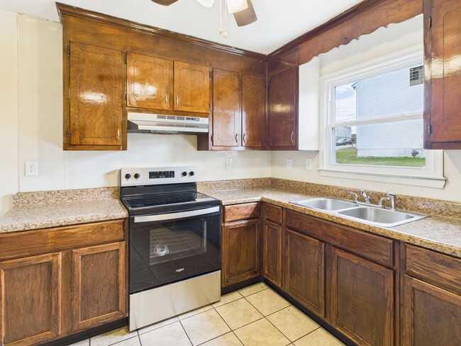 Photo - 806 Arlington Rd