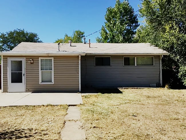 Photo - Freshly Updated 3 bed - 1 bath rental home