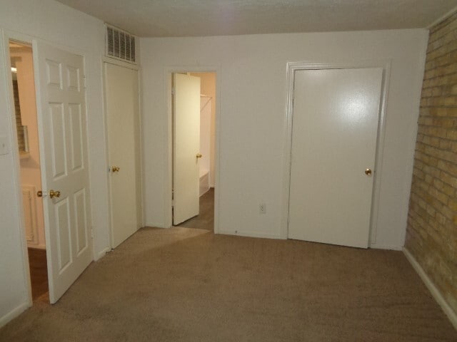 Photo - 701 Foster Dr