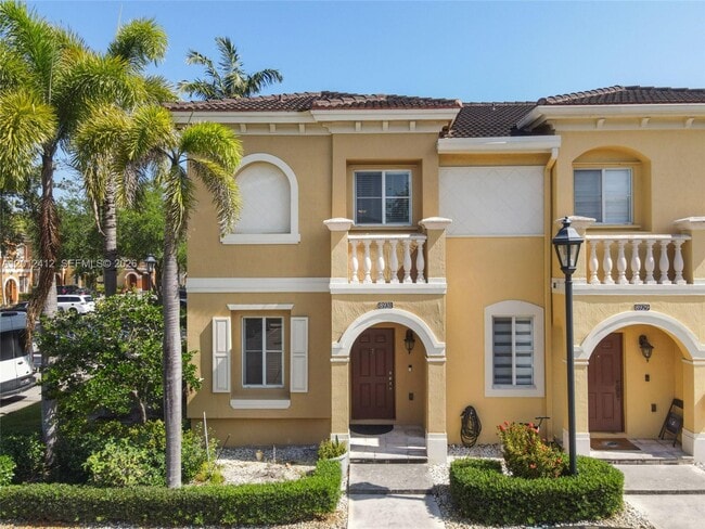 Building Photo - 8931 SW 18th St
