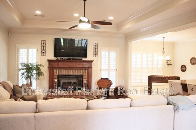 7165 Bridgemill Dr