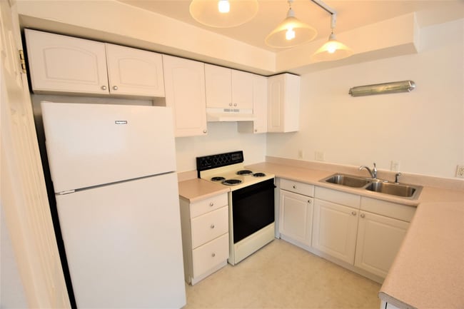 Spruce Street Apartments
