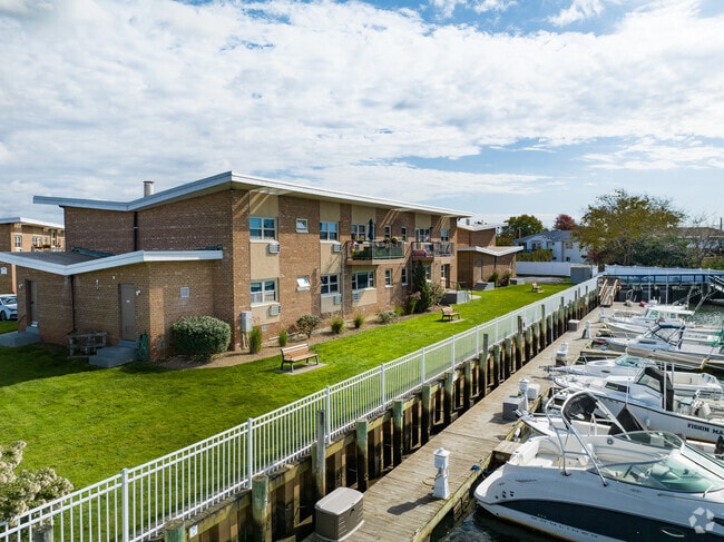 Photo - Ocean Harbor Club Apartments