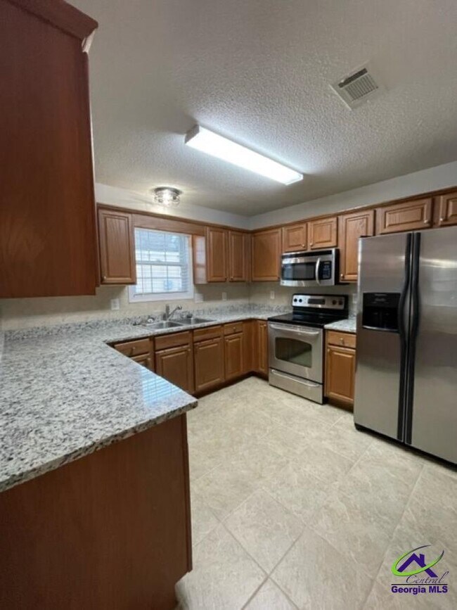 Photo - 107 Armdale Dr