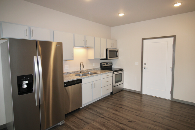 Photo - Urban West Apartment Community
