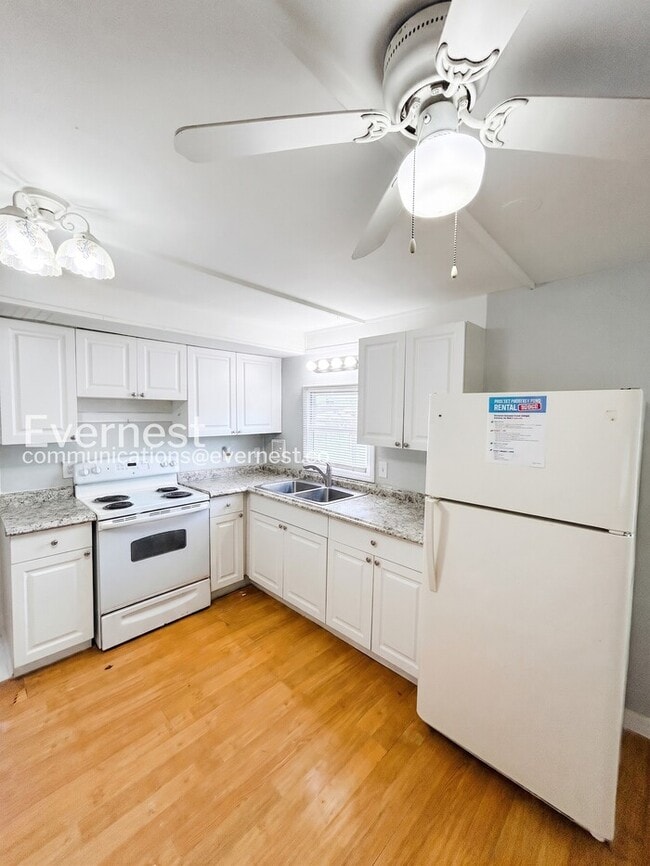 Photo - 2133 Melody Dr