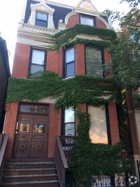 Building Photo - 2337 N Bosworth Ave Rental