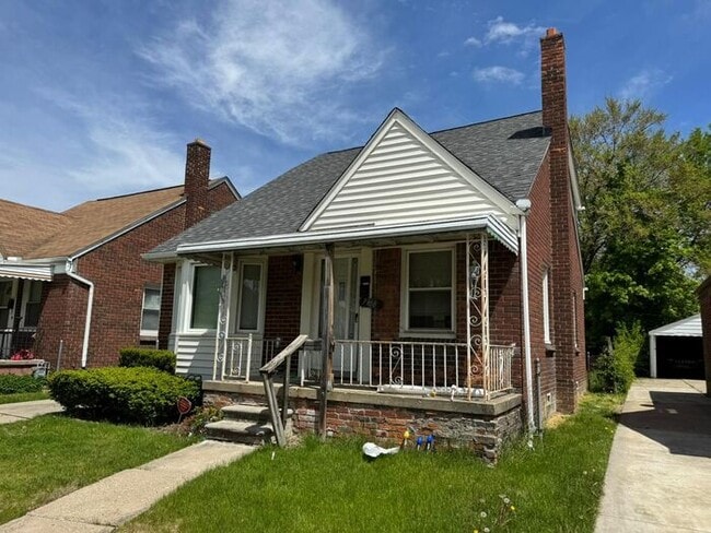Photo - Detached Garage- 2 bathrooms - Section 8 A...