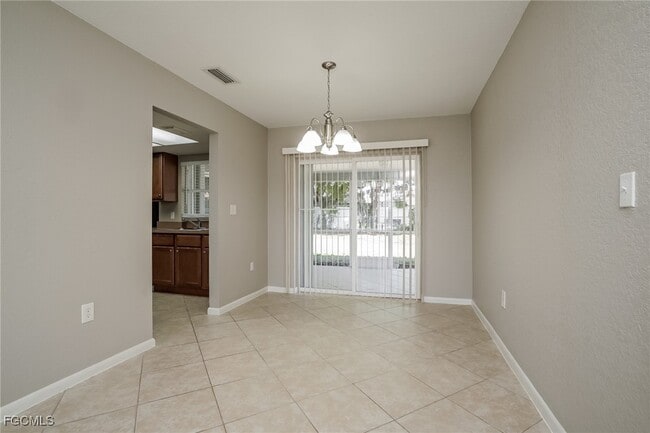 Photo - 1423 SE 18th St